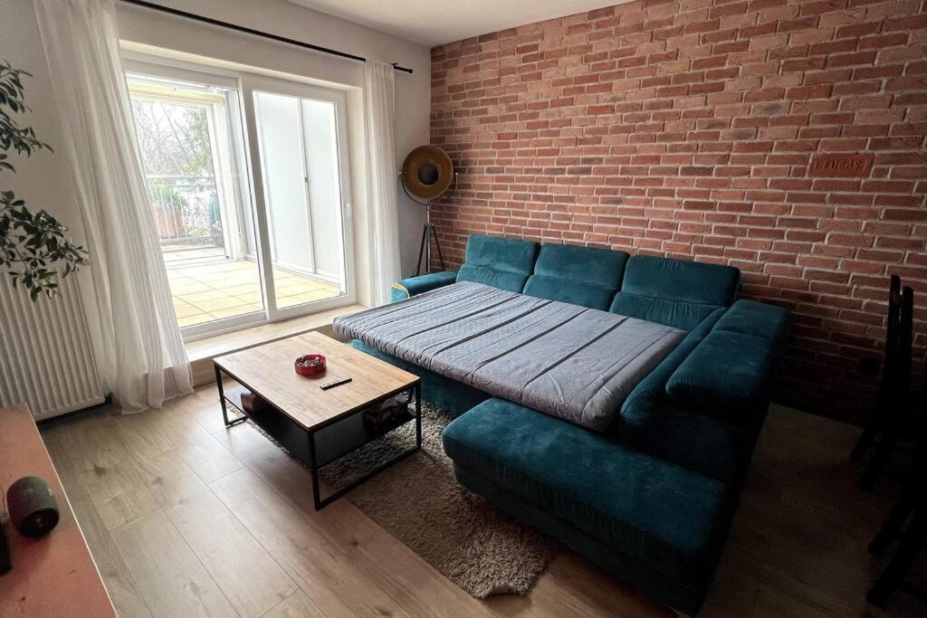 Lake Apartment, 2X Free Garage, 10 Mins To Centre Bratislava Exterior foto